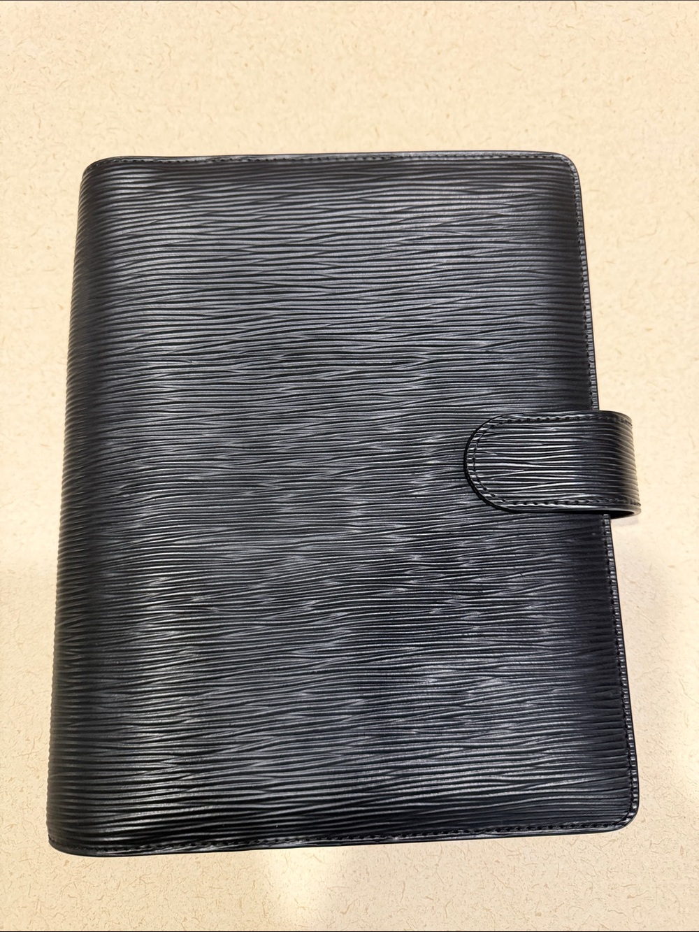 Cloth & Paper Black Contoured A5 Ring Agenda
